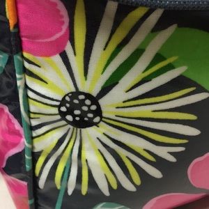 Meet your Posher, Laurie